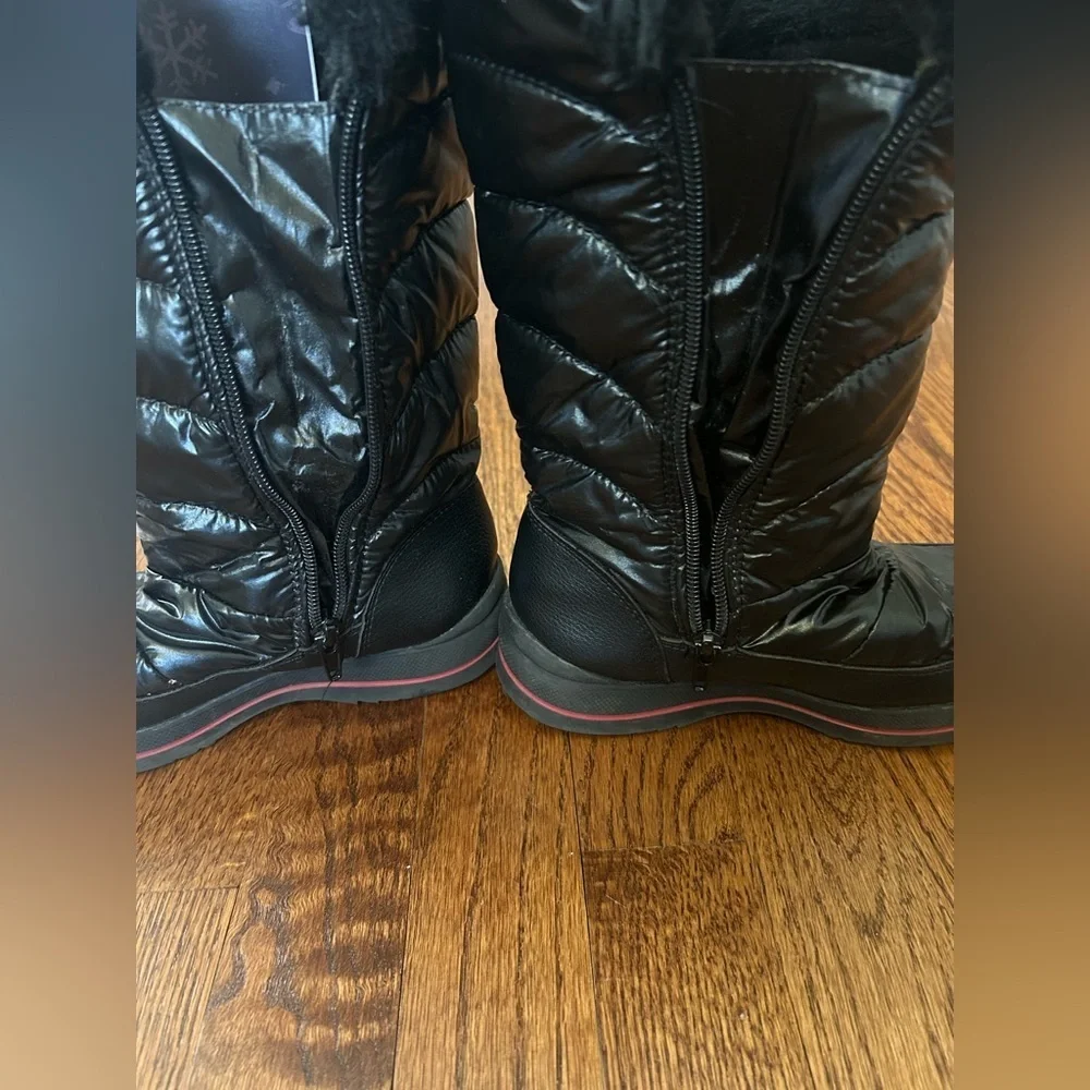 Target Black Quilted Winter Boots Faux Fur Lined Cold Weather Snow Wear Size 2